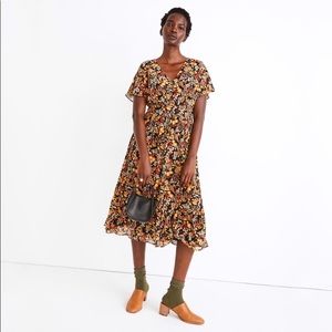 Madewell dolman Sleeve Ruffle Hem Midi Dress in Flower Garden
